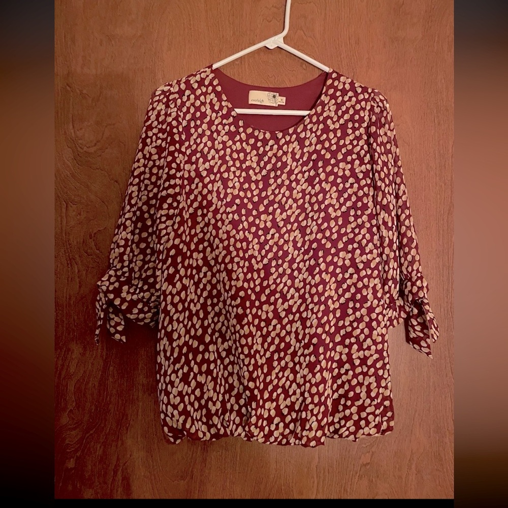 Everleigh Women’s Blouse / Burgundy-Brown w/White Tan Design -Sz XS Loose Office
